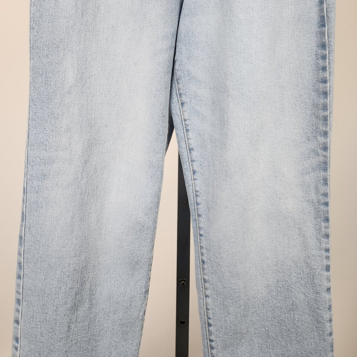 Re generation by Celebrity Pink New Age Straight Leg Denim Jeans Size 26