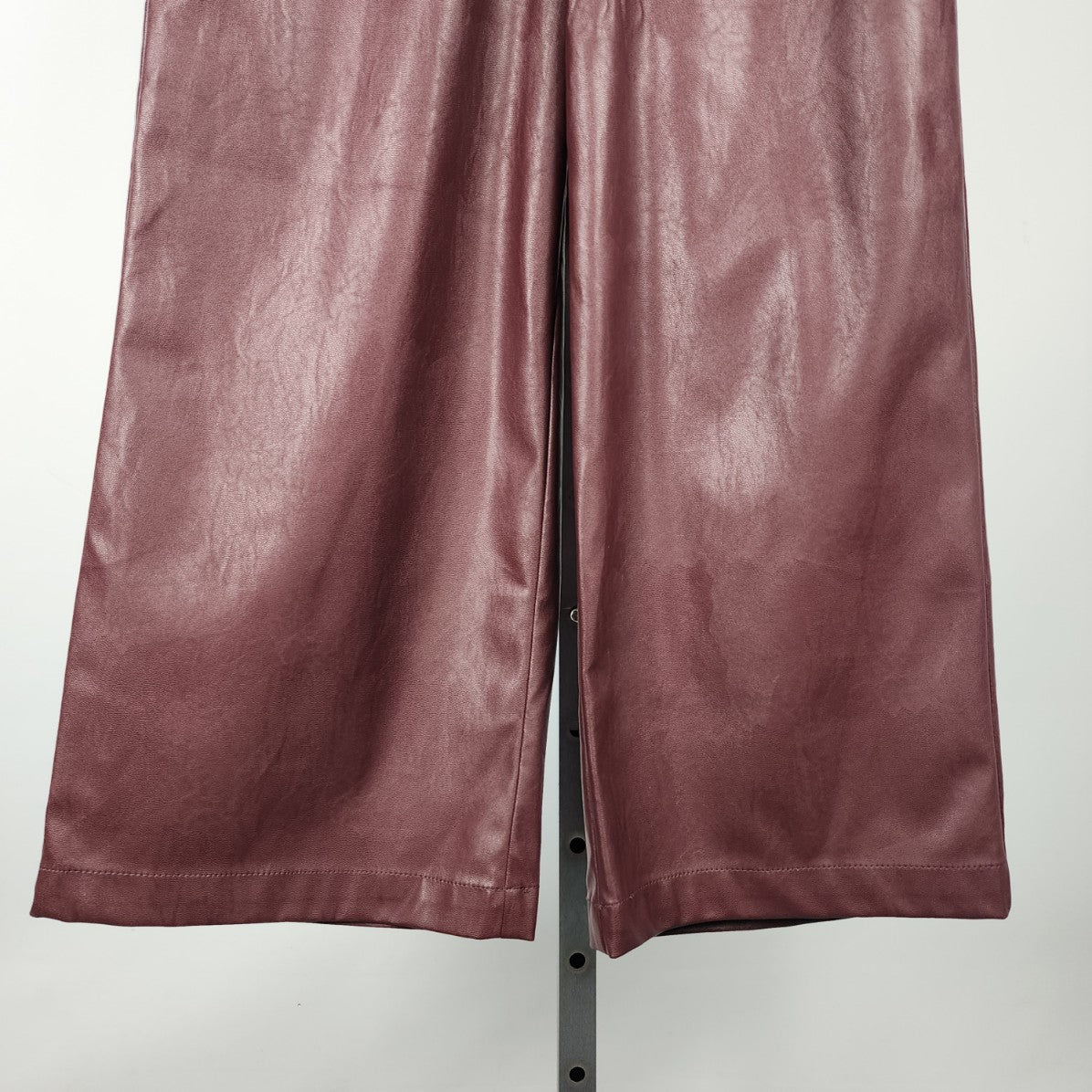 Forever 21 Burgundy Faux Leather Cropped Wide Leg Pants Size XS