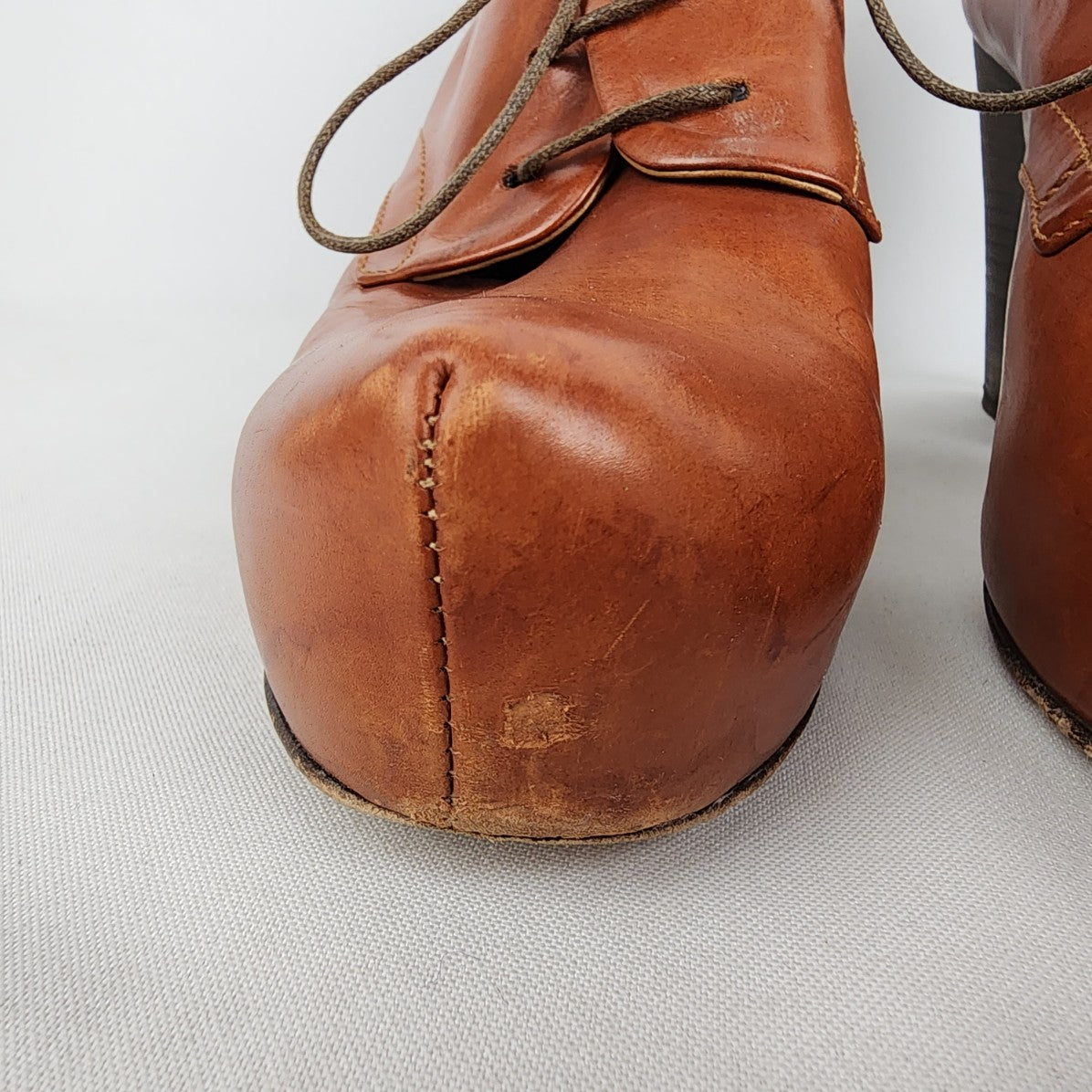 Objects in Mirror Brown Leather Lace Up Platform Oxfords Size 8.5