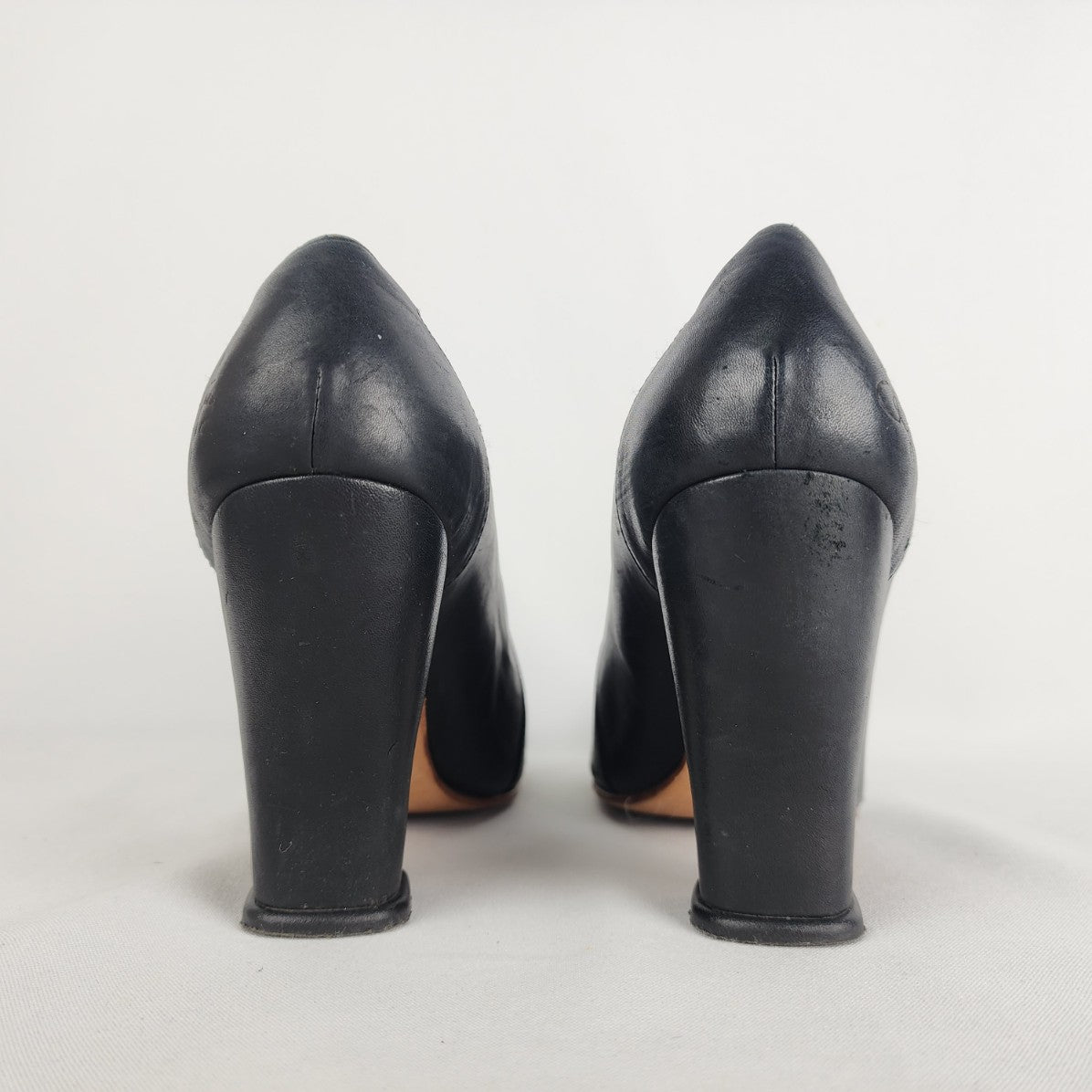 John Fluevog The Elegant Conversations Kendra Black Leather Heeled Shoe Size 9