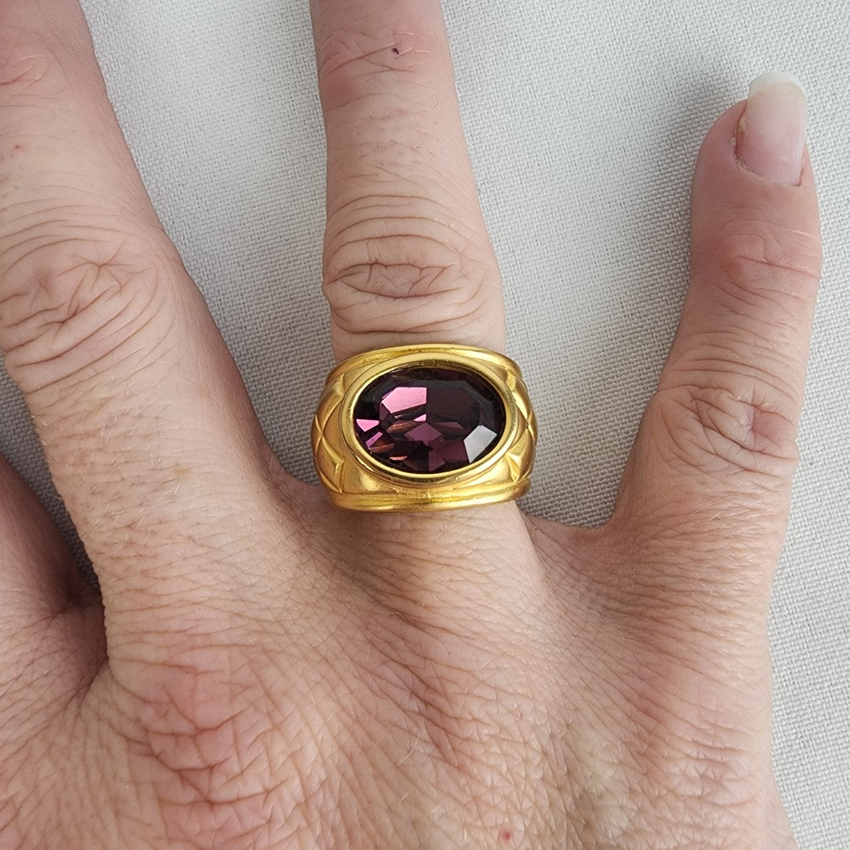 Gold Tone & Purple Stone Ring Size 7.5