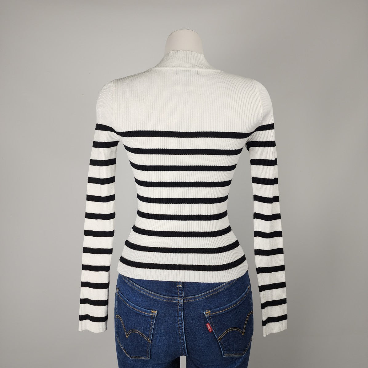 Eclipse White & Black Striped Knit Sweater Size S