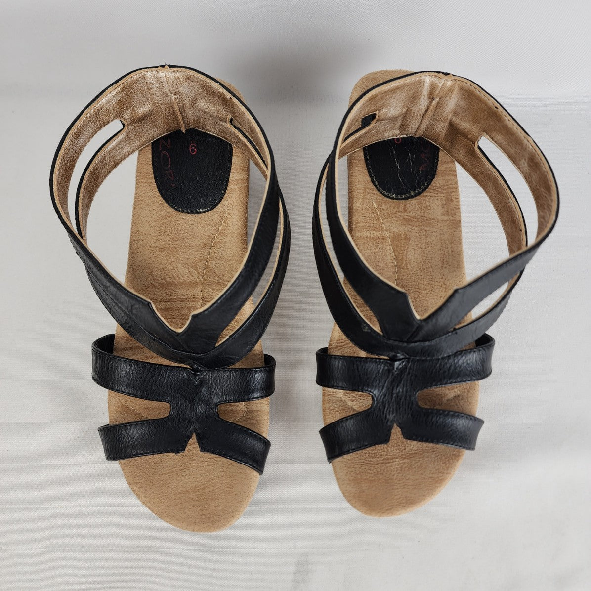 Modzori Alexa Gold Black Vegan Leather Reversible Sandals Size 9