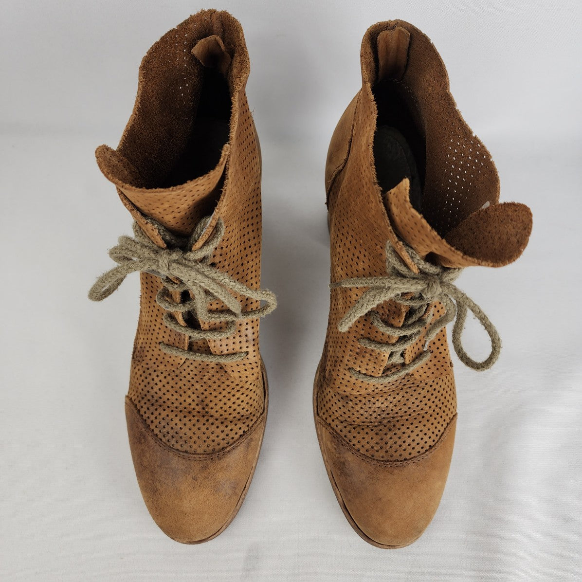 Juice Shoes Brown Leather Lace Up Heeled Booties Size 9