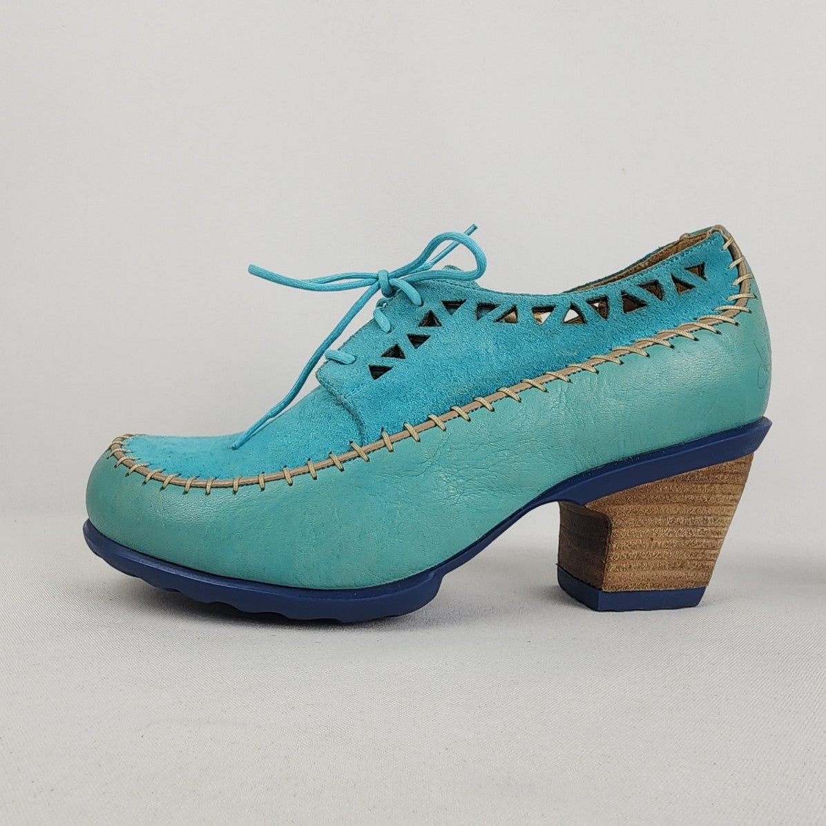 John Fluevog Hopefuls Cheerful Aqua Leather Lace Up Booties Size 9.5