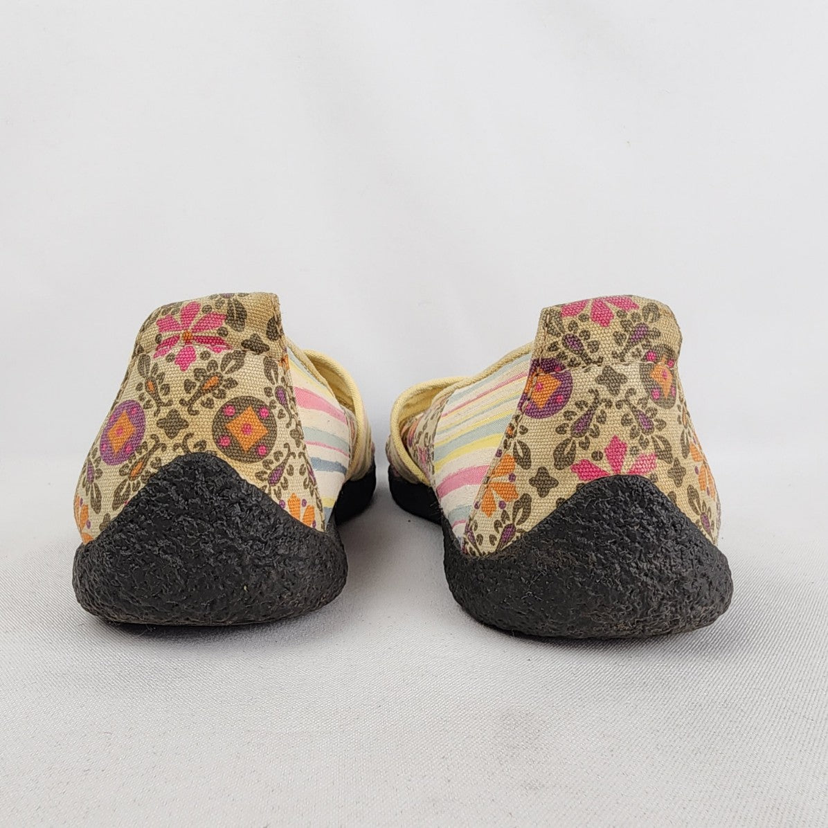 Keen Floral Harvest Fabric Mary Jane Shoes Size 8