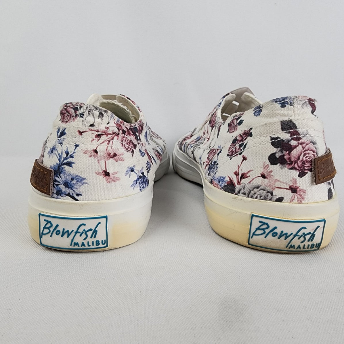 Blowfish White Flower Print Sneakers Size 8.5