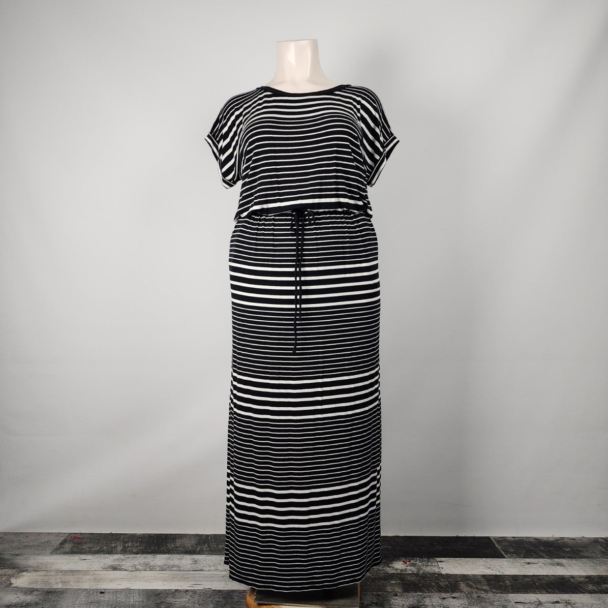 AVA & VIV Black Striped Maxi Dress Size 1XL