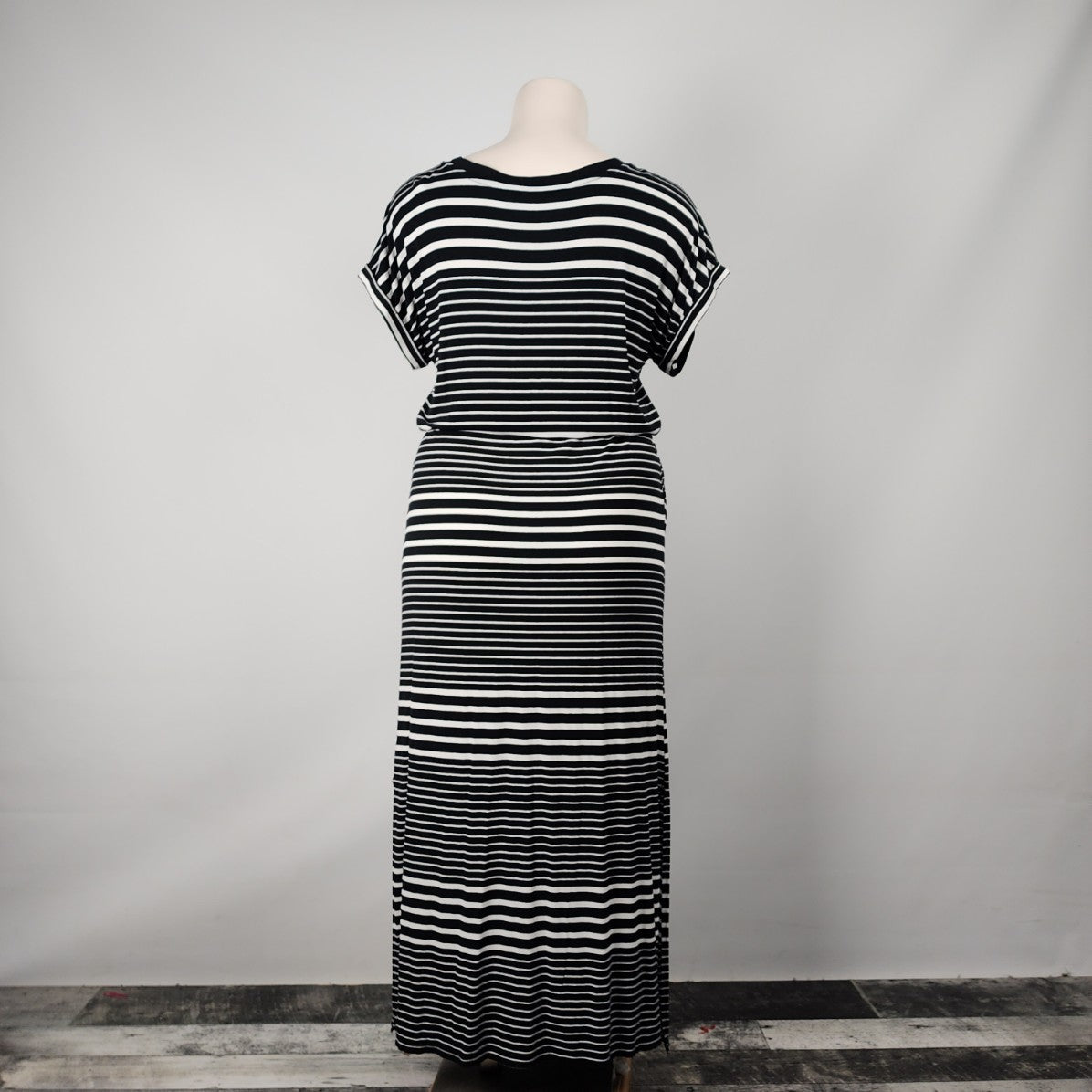 AVA & VIV Black Striped Maxi Dress Size 1XL