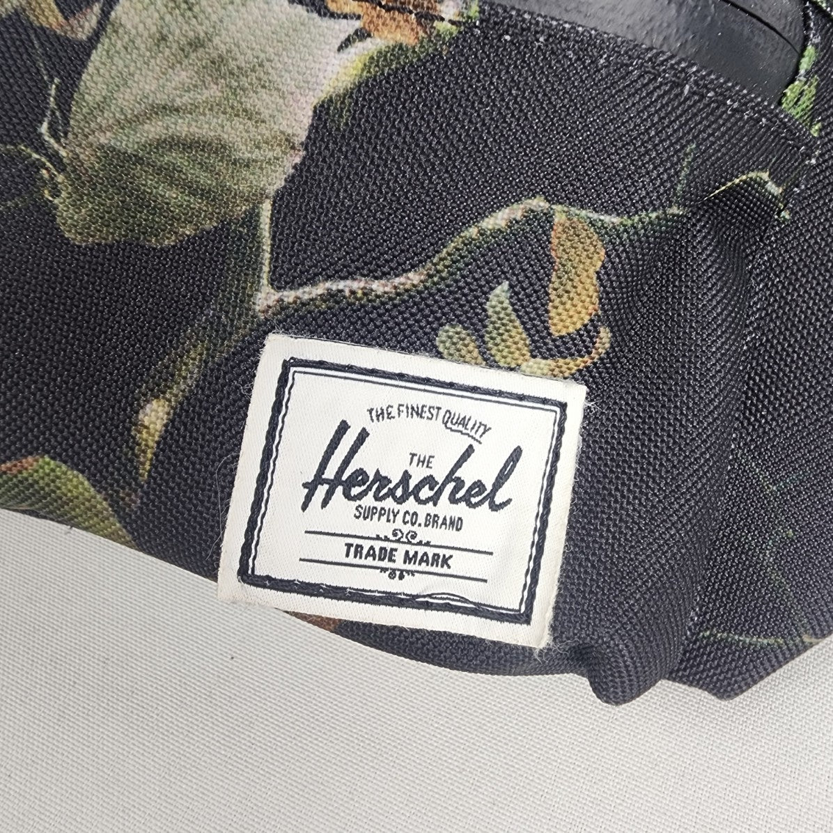 Herschel Supply Seventeen Black Floral Hip Pack Belt Bag