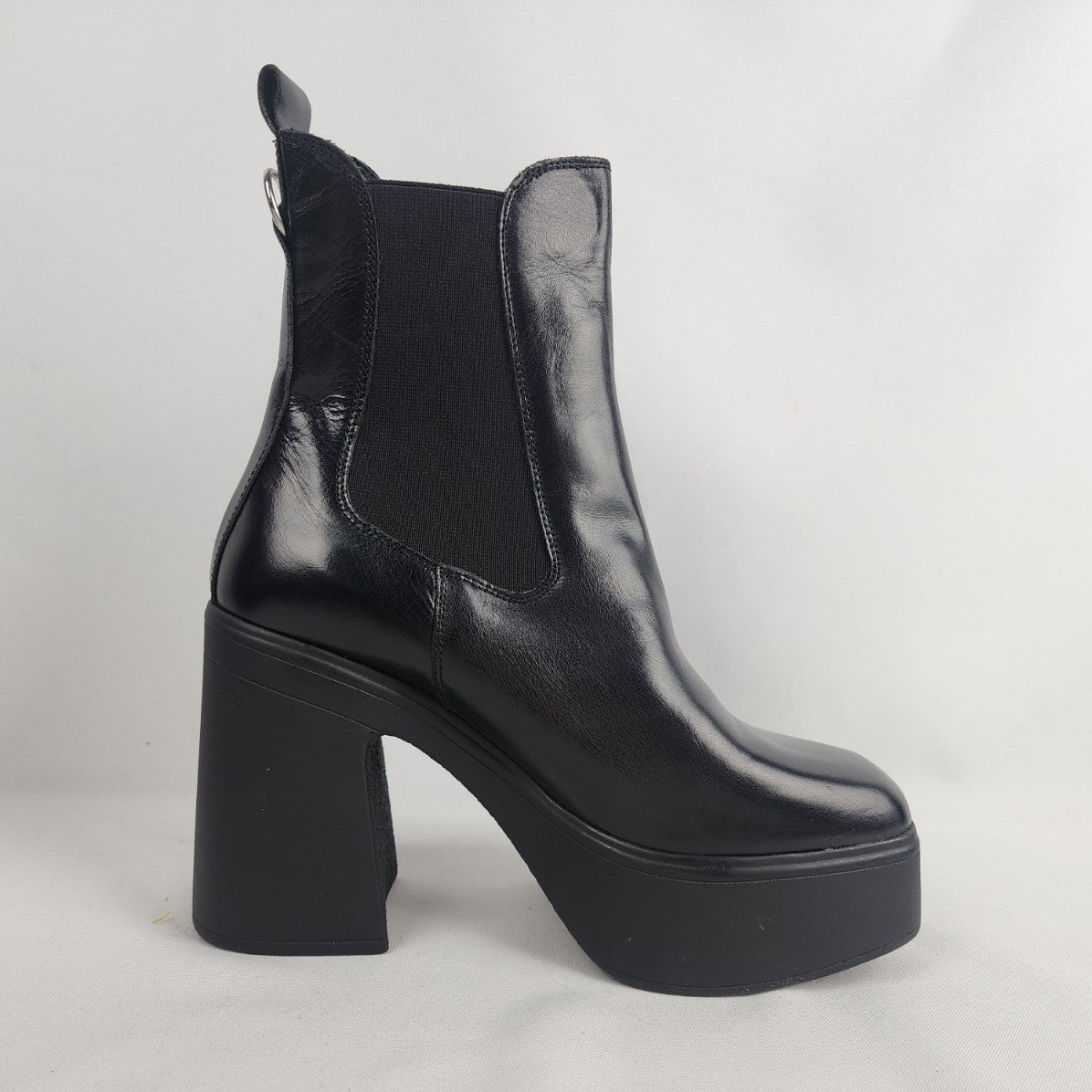 L'intervalle Black Leather Platform Chunky Heeled Ankle Boots Size 5.5