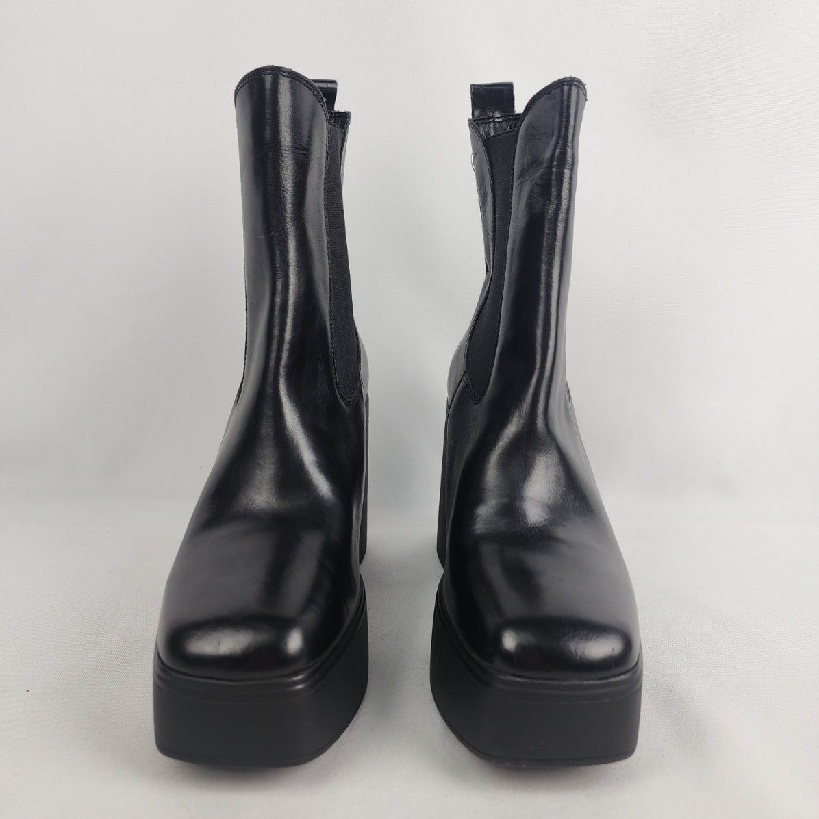 L'intervalle Black Leather Platform Chunky Heeled Ankle Boots Size 5.5