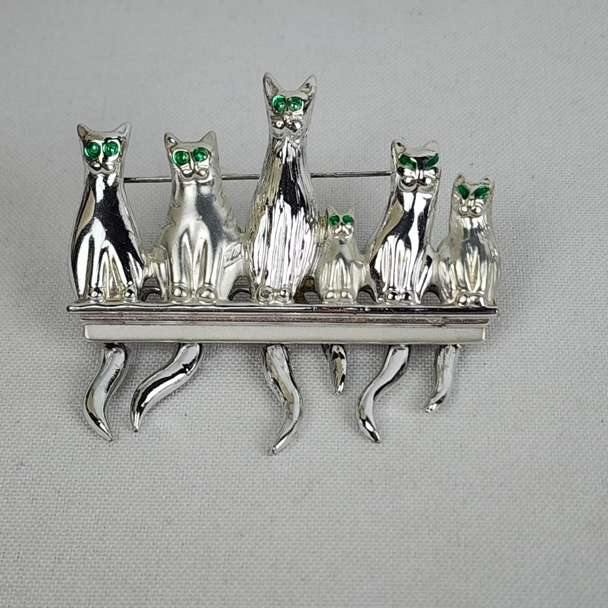 AJ Silver Tone Cats On The Fence Articulated Tails Brooch