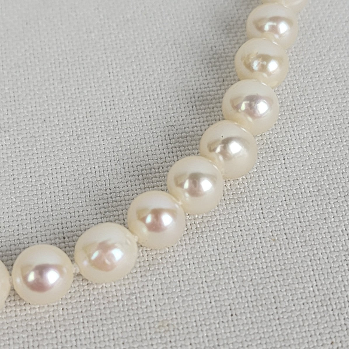 Vintage Cream Faux Pearl Glass Beaded Necklace