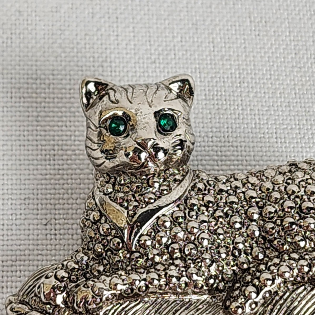 Vintage Avon Silver Tone Cat on a Pillow Brooch