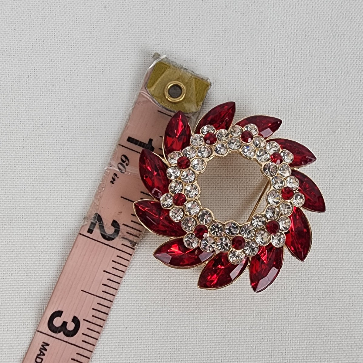 Gold Tone Red Rhinestone Flower Wreath Brooch