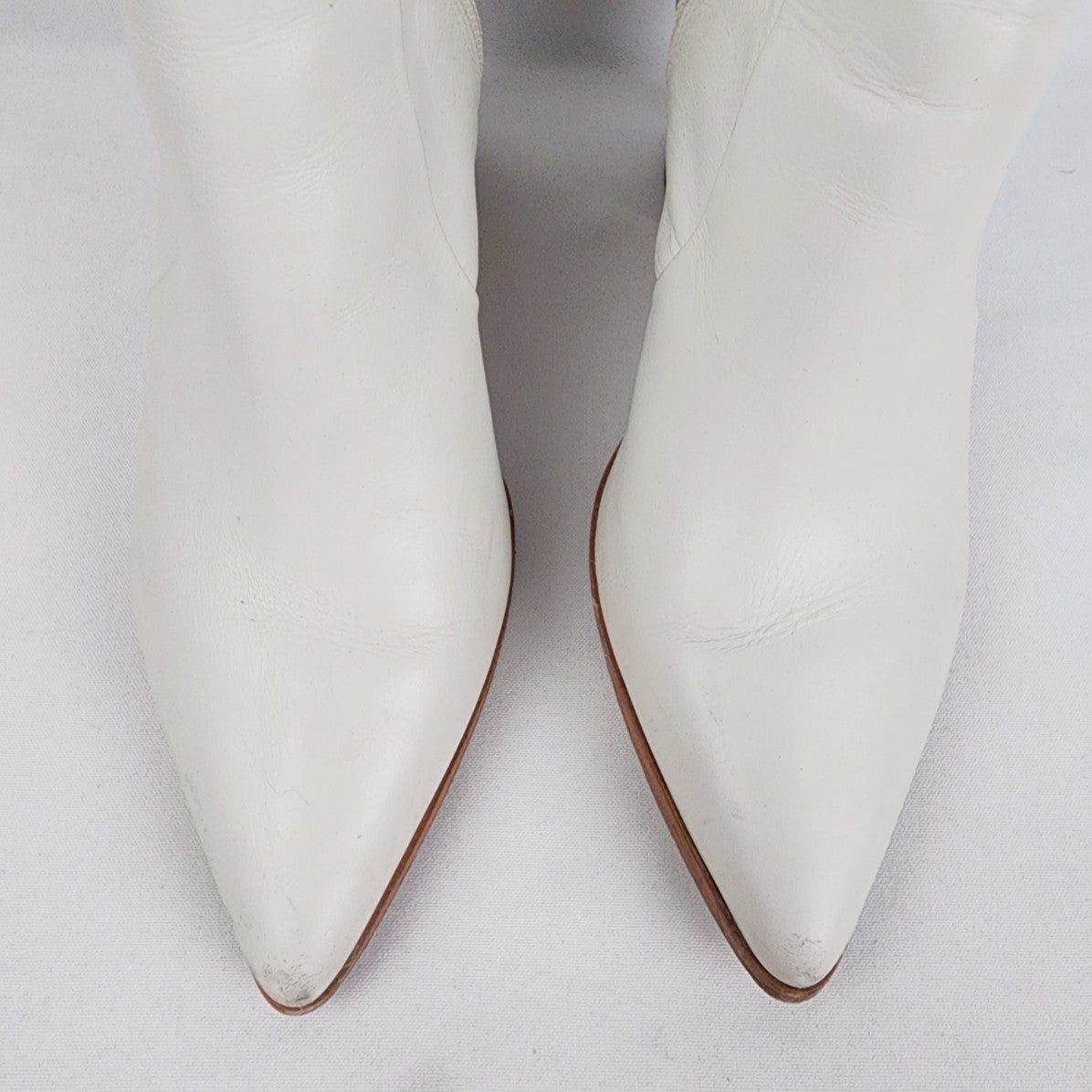 Schultz White Leather Heeled Ankle Boots Size 9