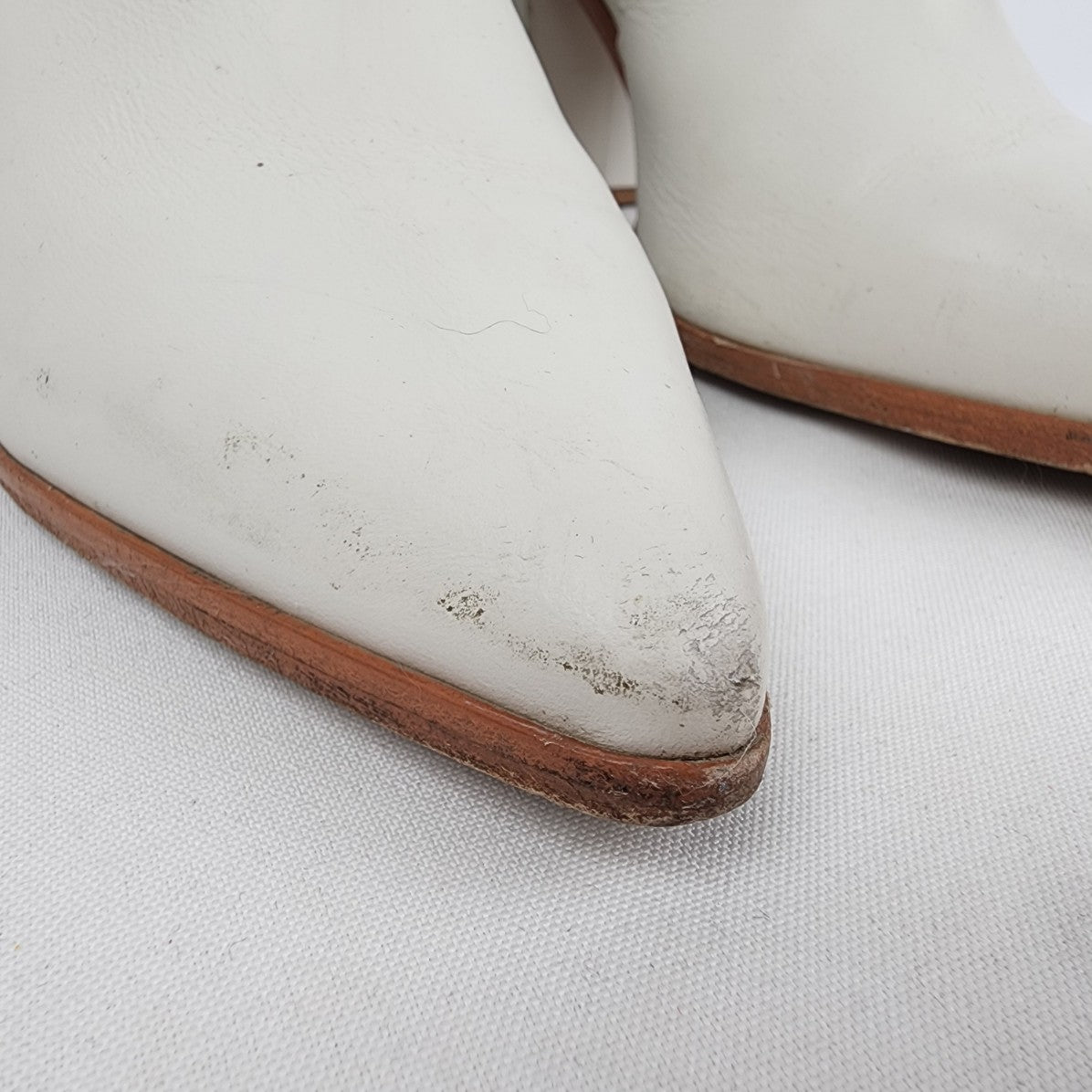 Schultz White Leather Heeled Ankle Boots Size 9