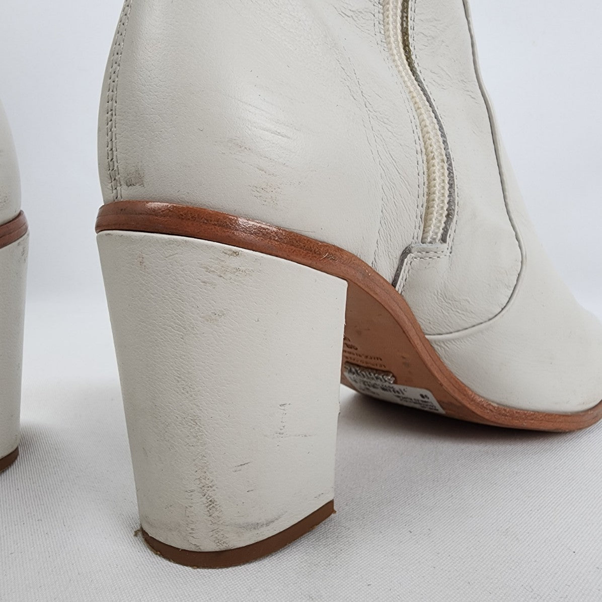 Schultz White Leather Heeled Ankle Boots Size 9