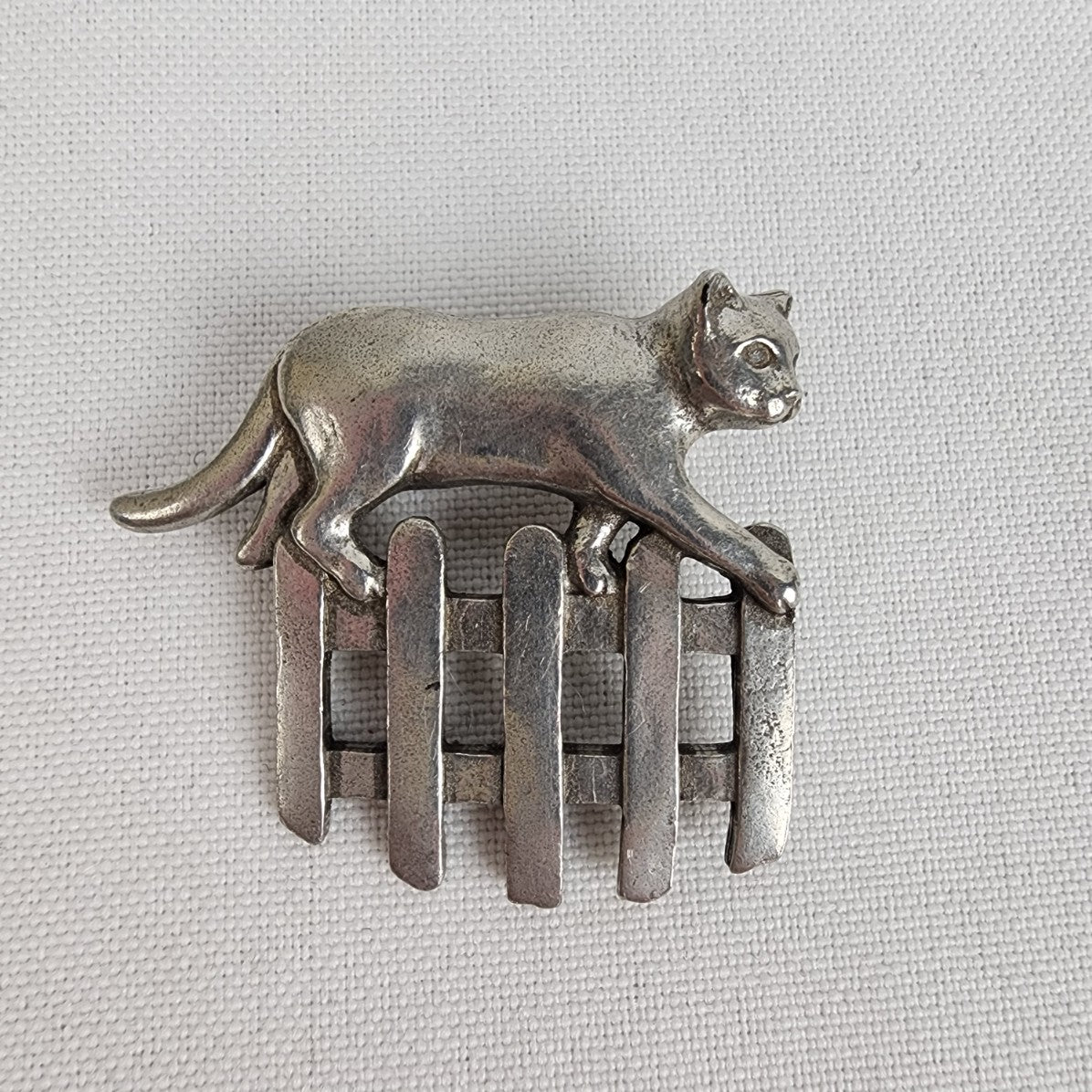 vintage Seagull Pewter Cat on Fence Brooch