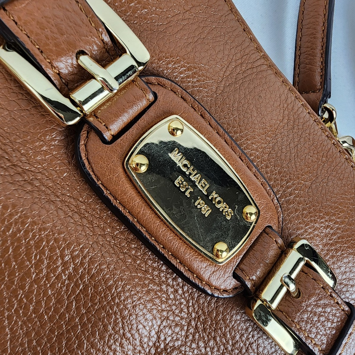 Michael Kors Hamilton Brown Leather Crossbody Messenger Purse