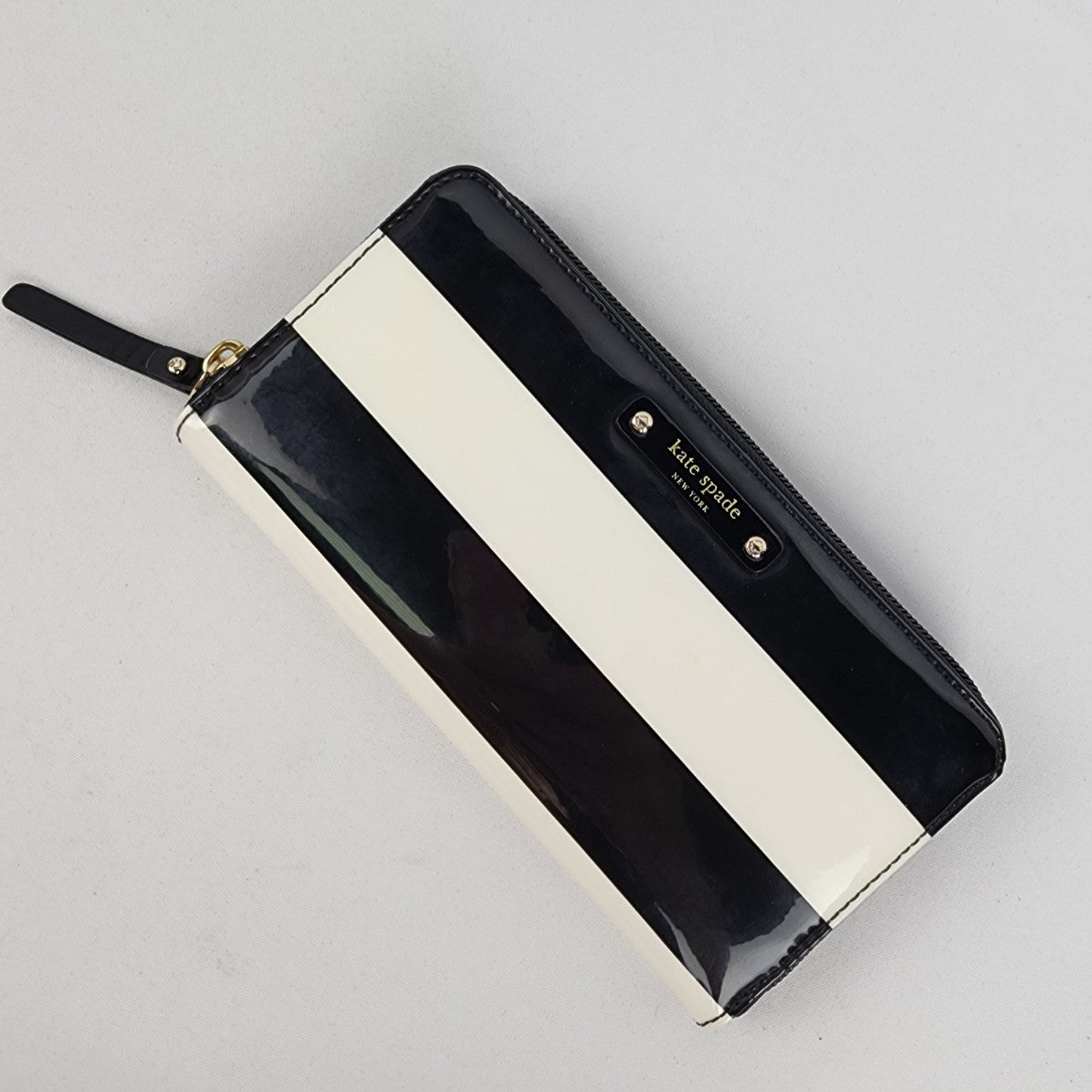 Kate Spade Black & White Stripped Zip Around Wallet