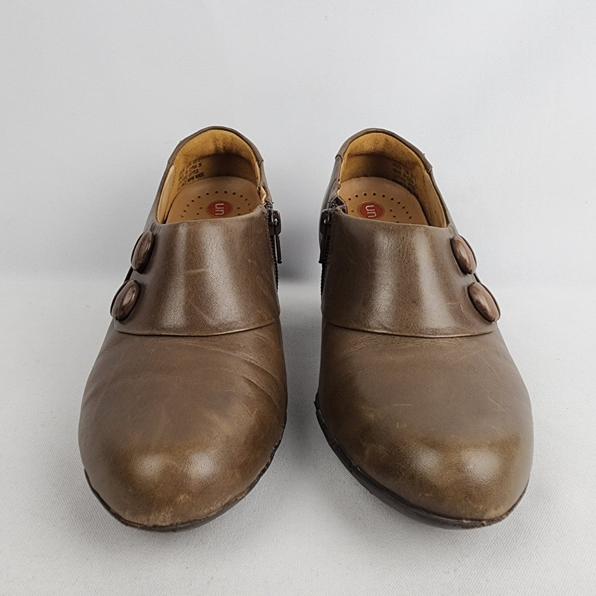 Un Structured by Clarks Brown Leather Low Booties Size 7.5