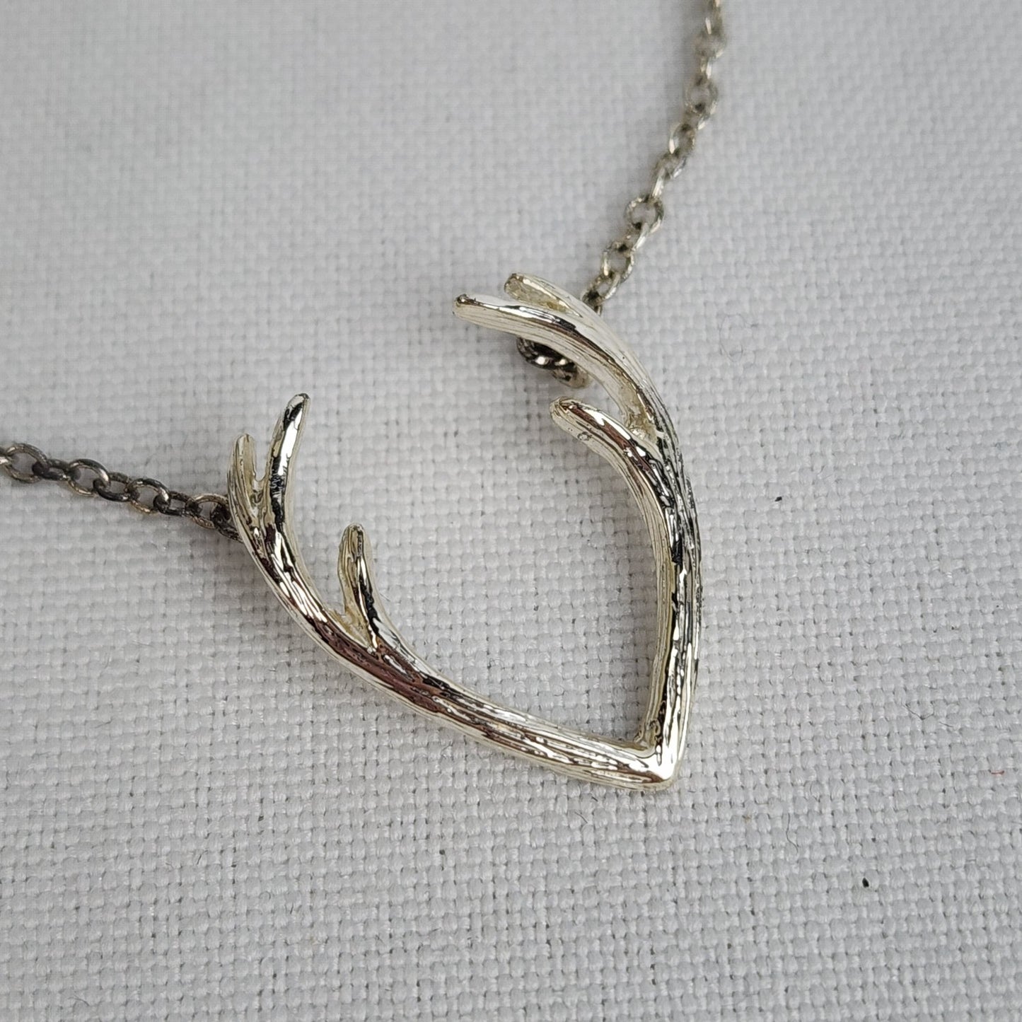 J&J Silver Tone Deer Antler Necklace