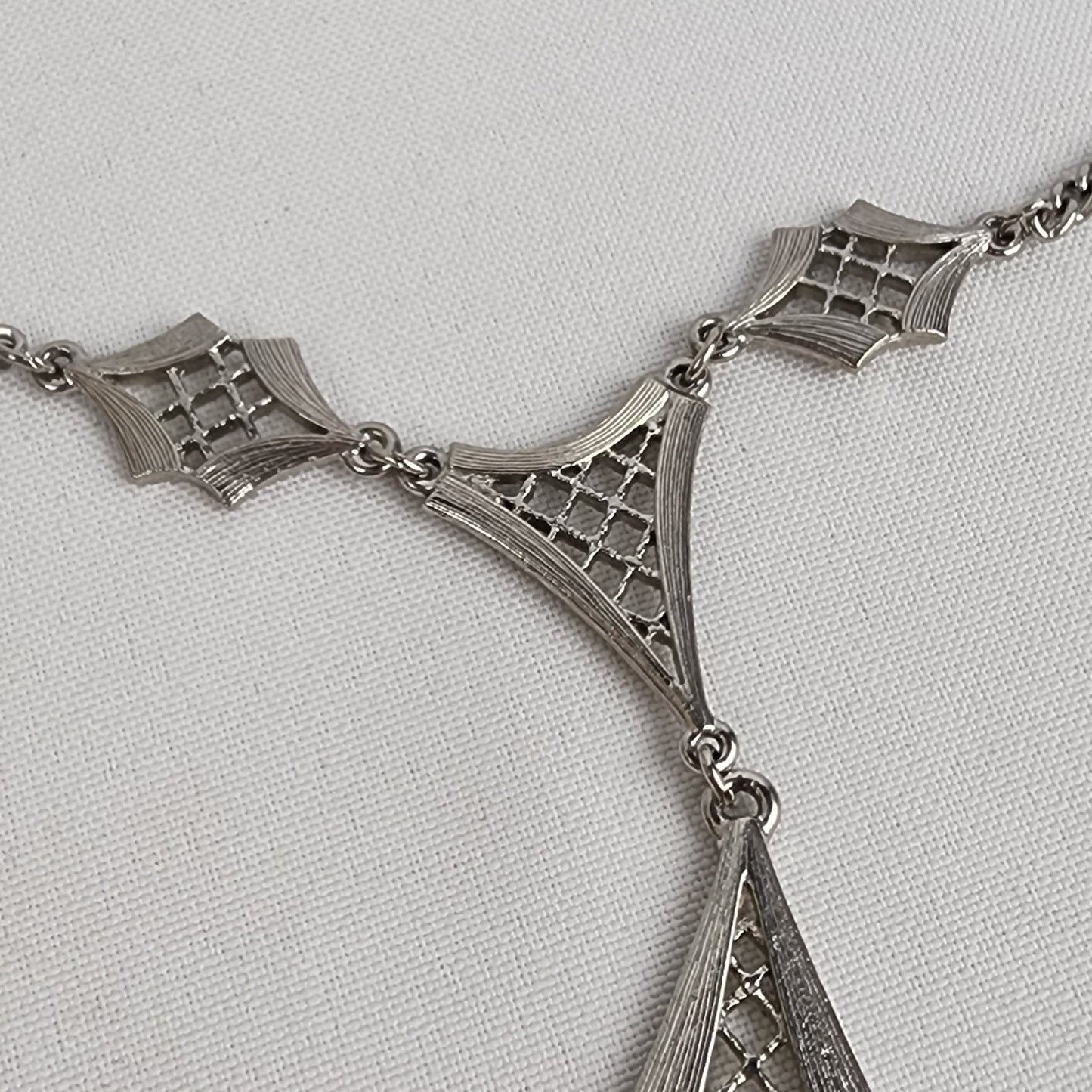 Vintage Silver Tone Fringe Pendant Necklace