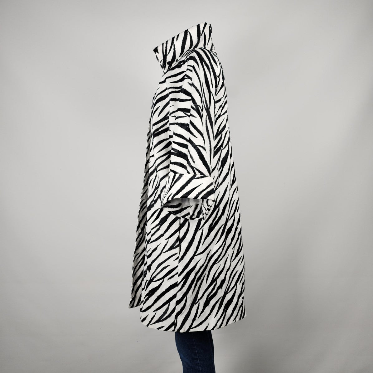 Samuel Dong Zebra Print High Collar Light Jacket Size M/L