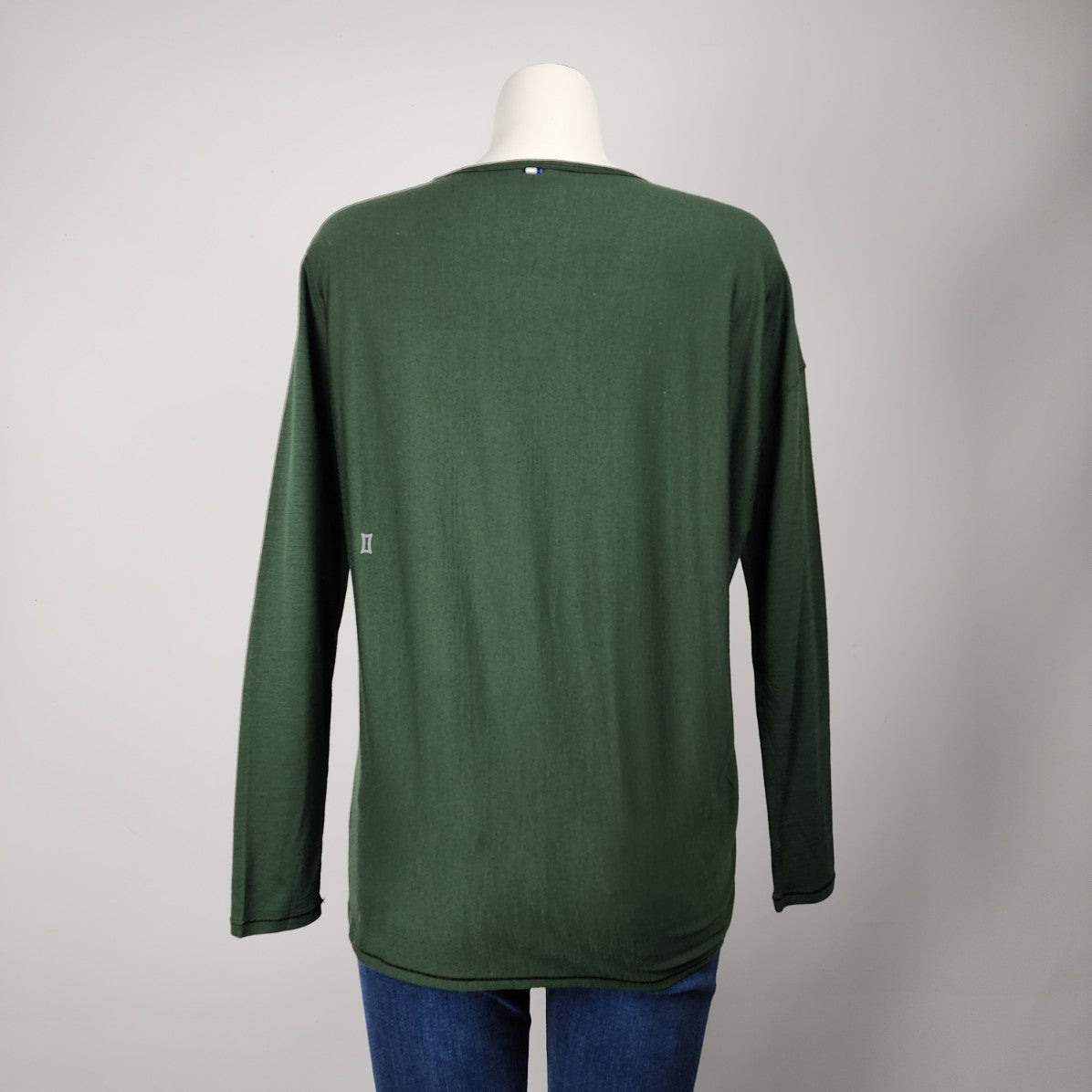 Kit & Ace Green Merino Wool Long Sleeve V-Neck Top Size S