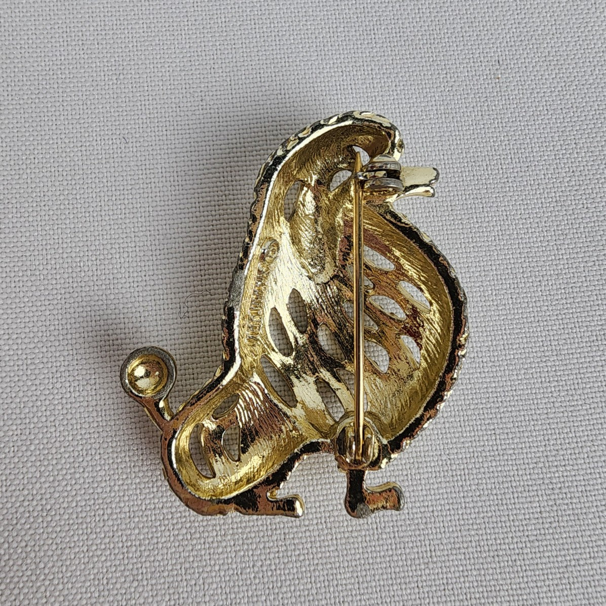 Vintage Sarah Coventry Gold Tone Poodle Dog Figural Brooch Pin