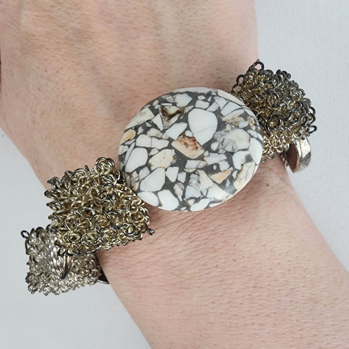 Natural Stone & Metal Beaded Magnet Bracelet