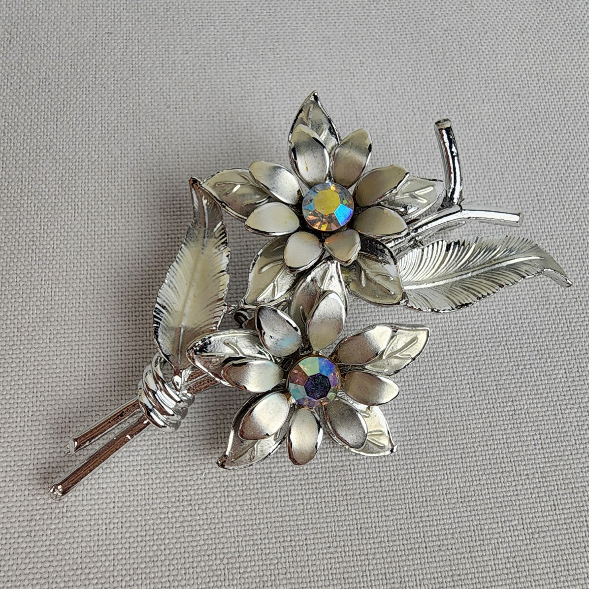 Vintage Silver Tone Floral Brooch