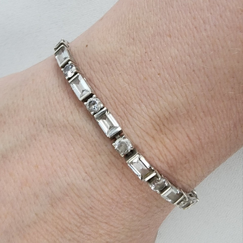 Michael Hill Jewelry 925 Sterling Silver Crystal Tennis Bracelet