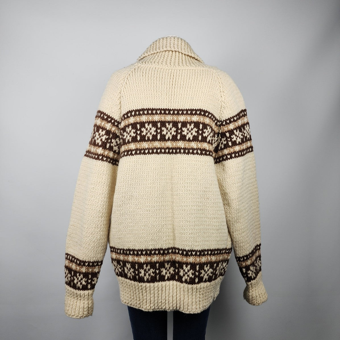 Vntage Handmade Cowichan Brown Knit Cardigan Sweater Size M/L