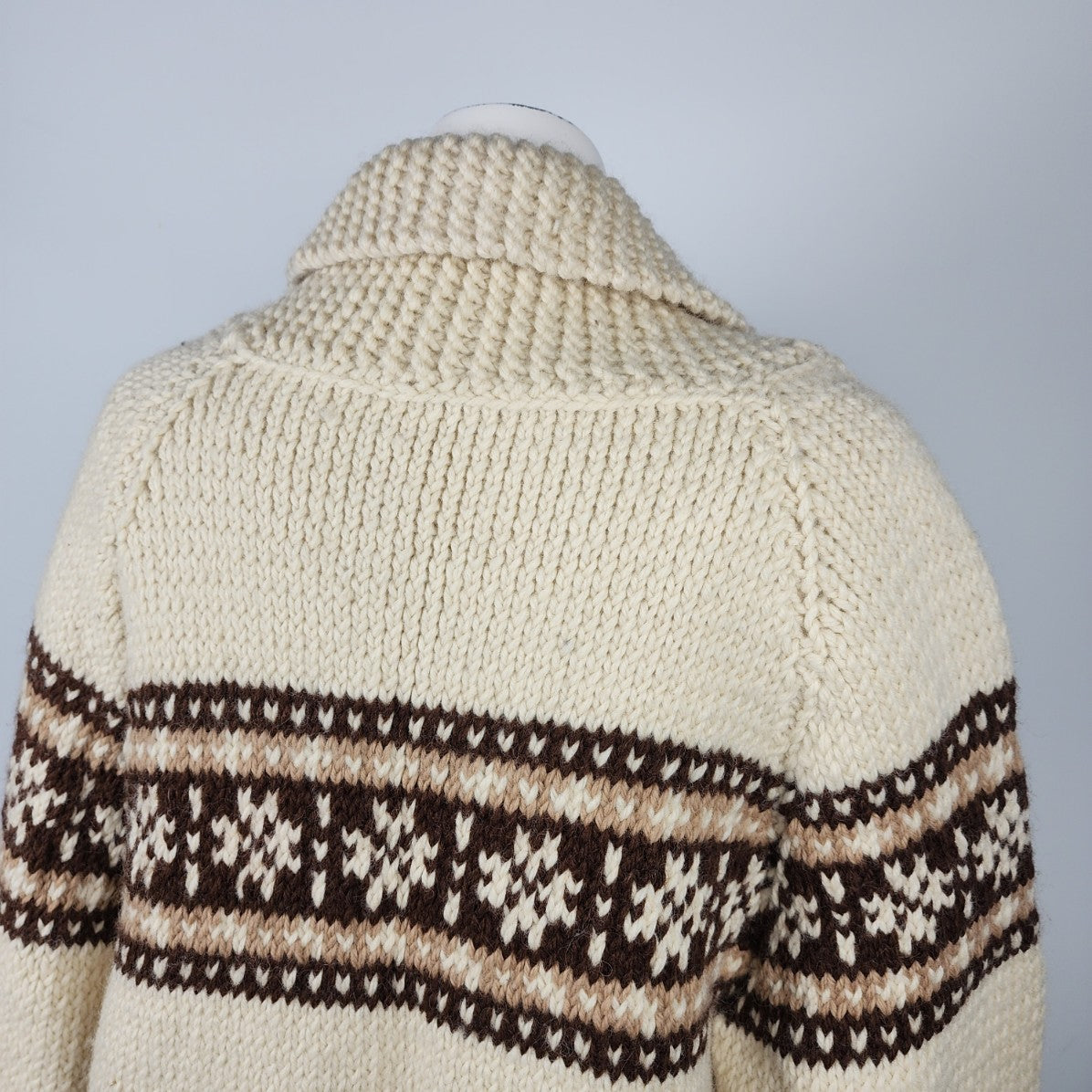 Vntage Handmade Cowichan Brown Knit Cardigan Sweater Size M/L