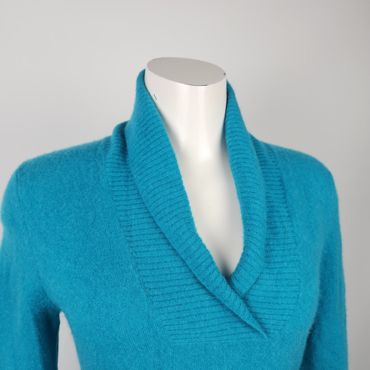 Prive Blue Knit Cashmere Collared Sweater Size M