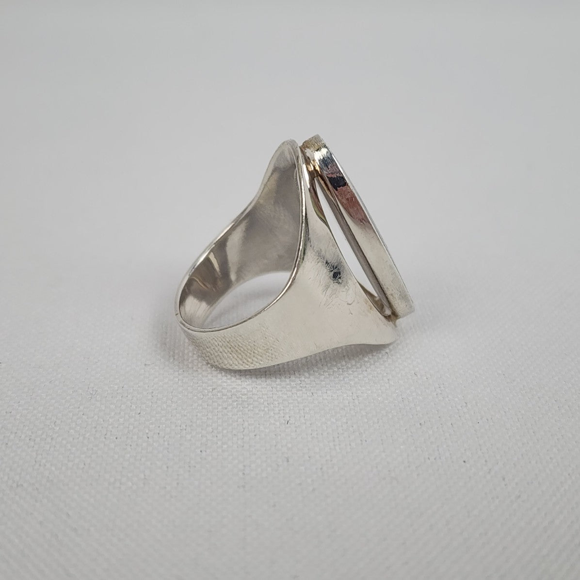 925 Sterling Silver Mother Of Pearl Ring Size 6.5