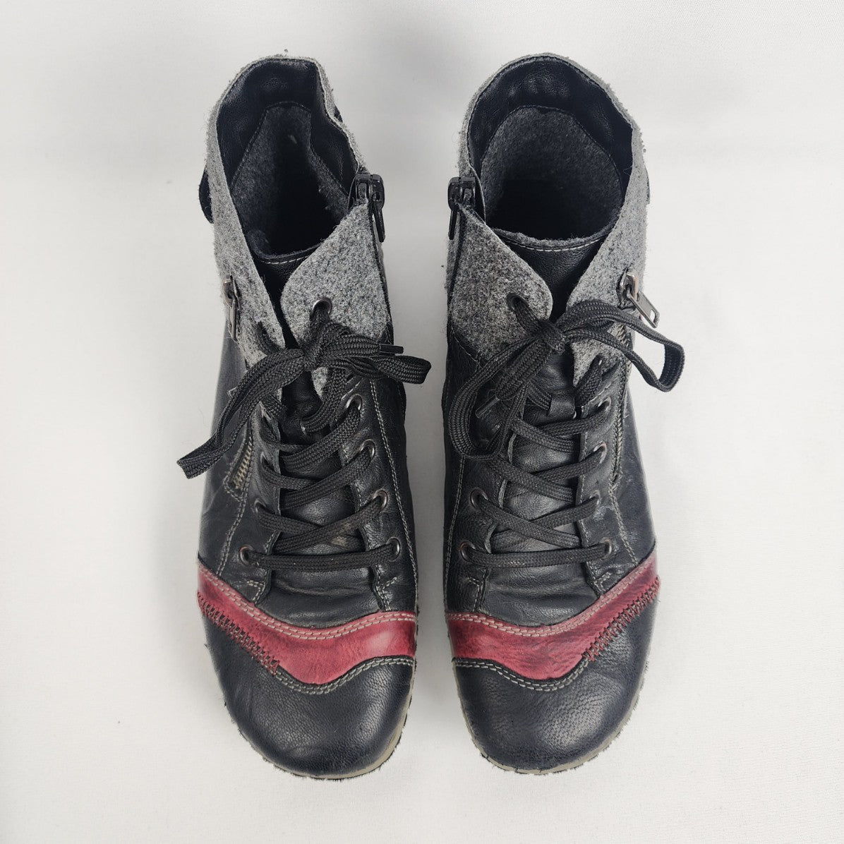 Remonte Black & Red Leather Lace Up Booties Size 11