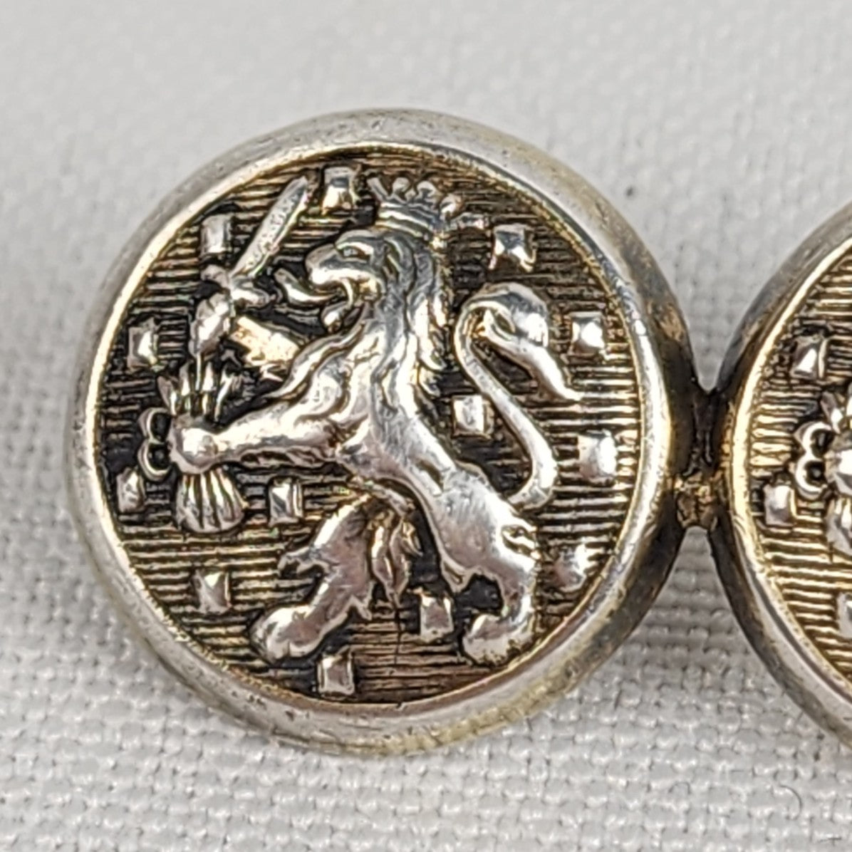 Victorian Sterling Silver Lion Shields Button Brooch