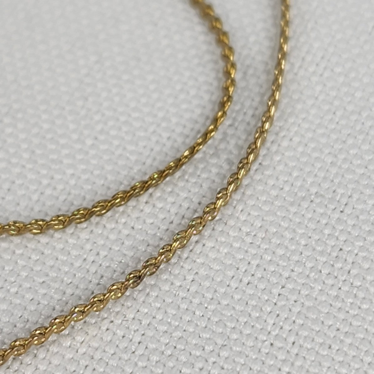 Vintage Gold Tone Crystal Delicate Pendant Chain Necklace