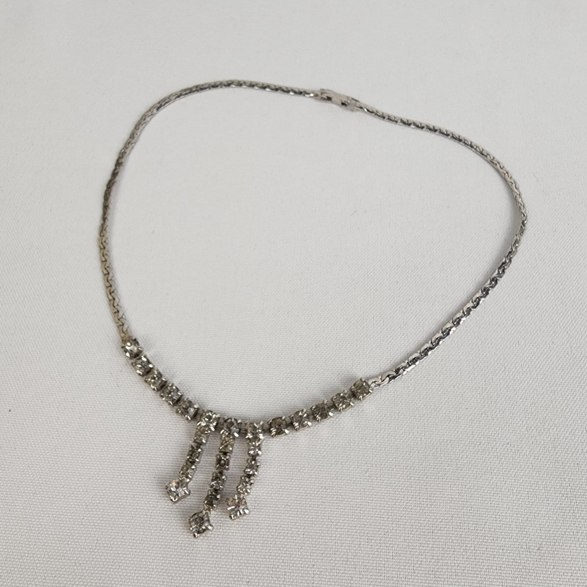 Vintage Silver Tone Rhinestone Necklace