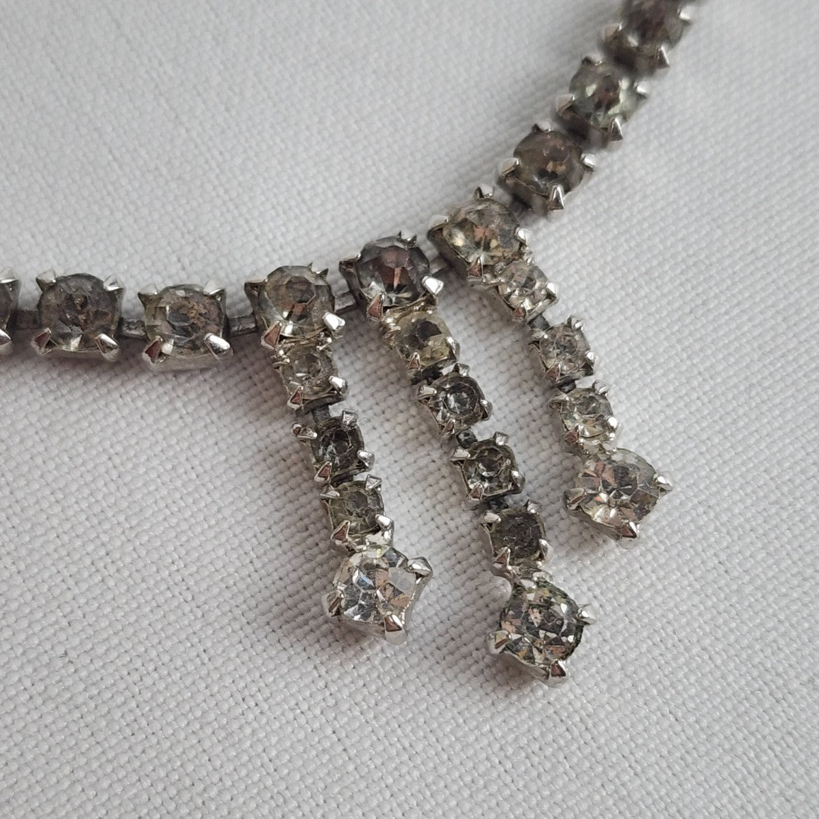 Vintage Silver Tone Rhinestone Necklace