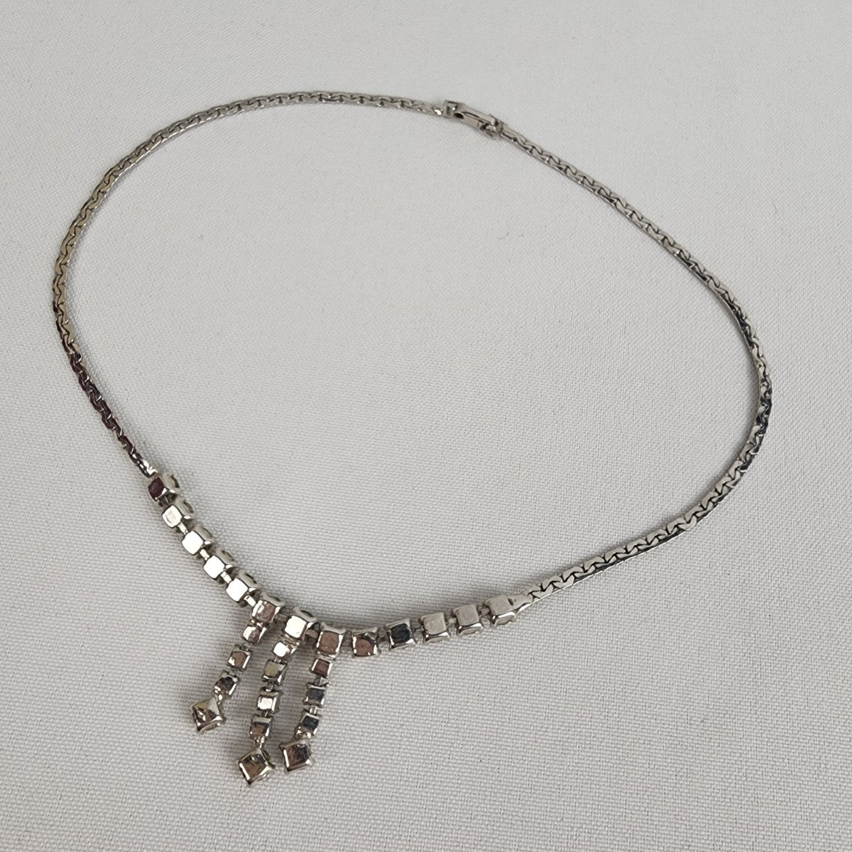 Vintage Silver Tone Rhinestone Necklace