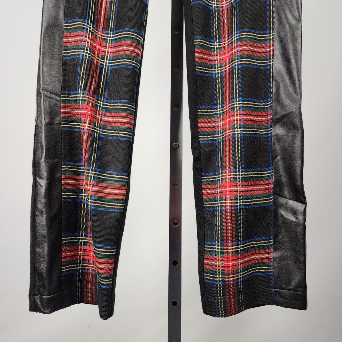 Tricotto Black & Red Plaid Straight Leg Pants Size 12