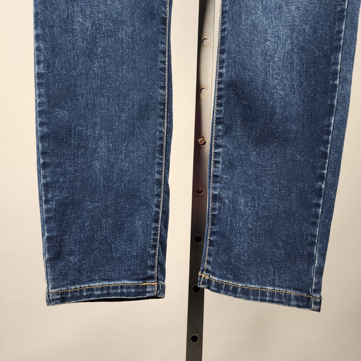 Denver Hayes Mid Rise Denim Jeggings Size 16