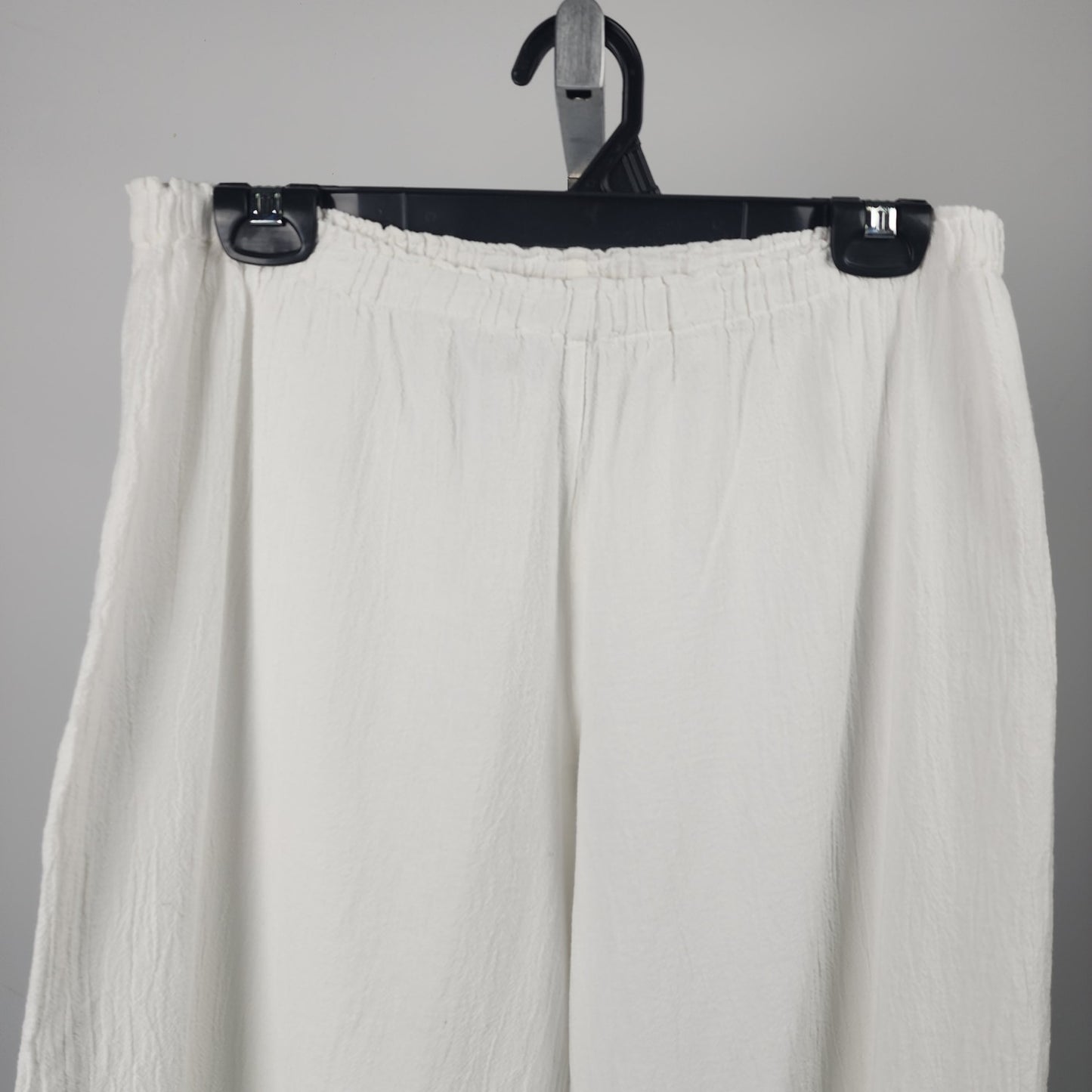 Abaca White Cotton Balloon Leg Pants Size L