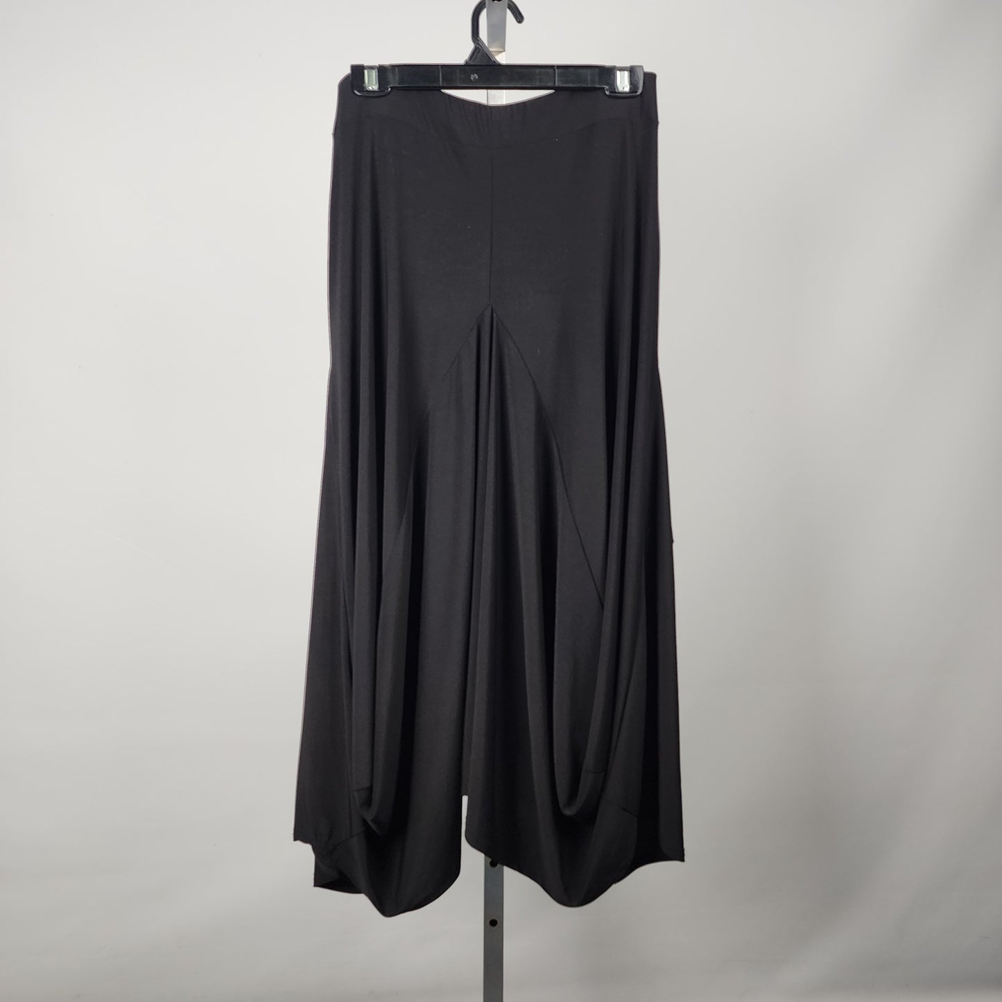 Black Balloon Hem Midi Skirt Size M