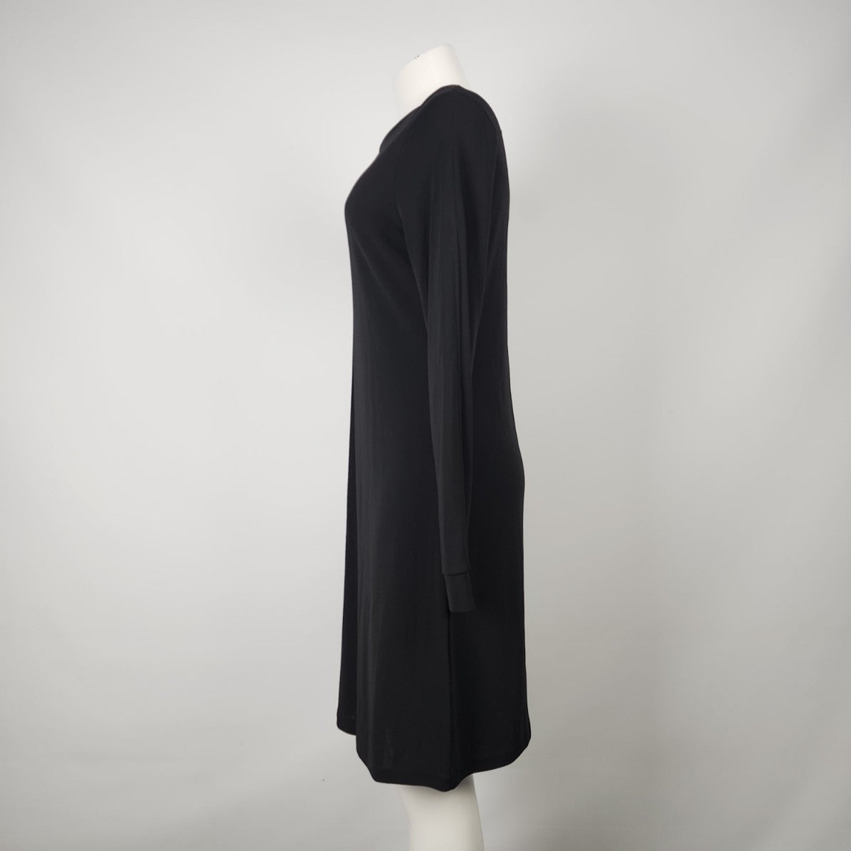 Club Monaco Black Knit Slit Sleeves Knee Length Dress Size L